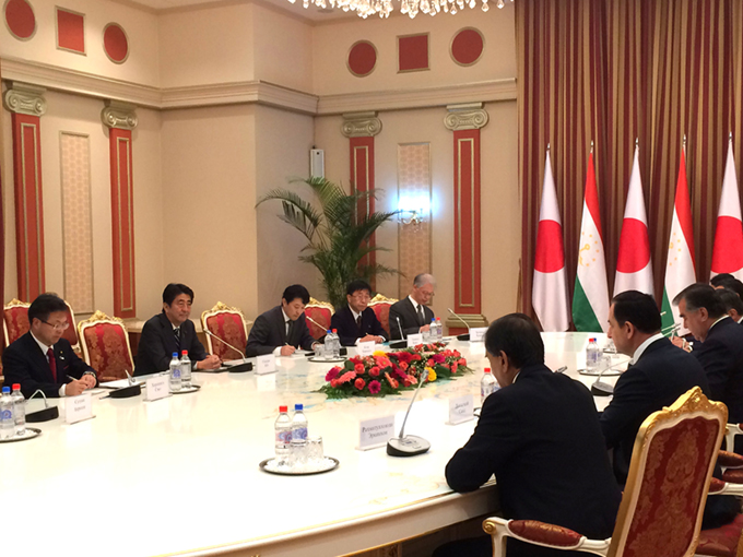 安倍総理のモンゴル及び中央アジア５か国歴訪に同行